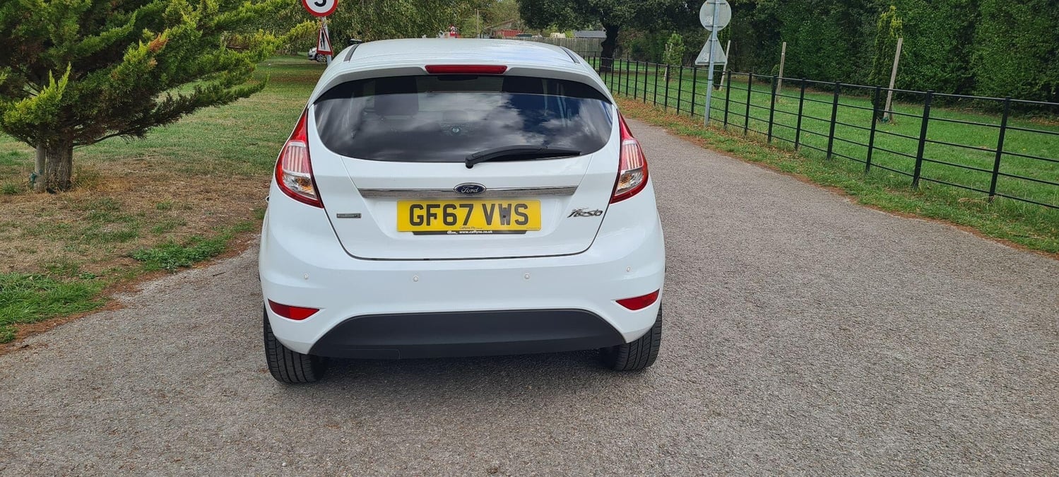 Ford Fiesta 2018 - Cars