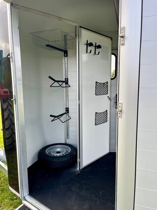 Cheval Liberte Touring XL Saddle Room  Horse Trailer - Trailers & Horseboxes in Corwen