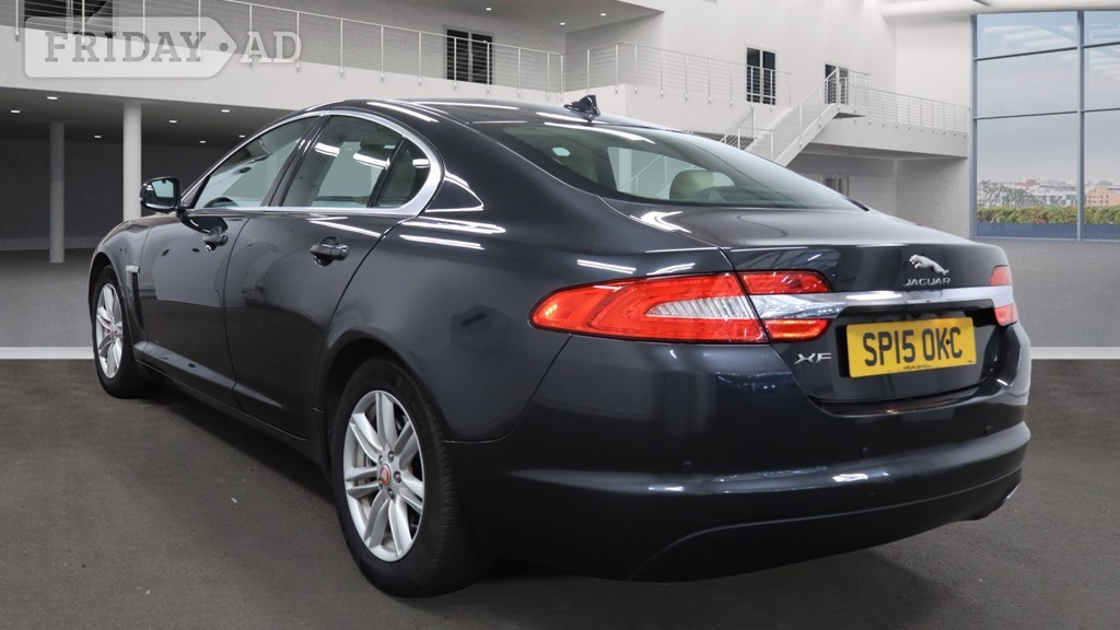 [ berth ]Jaguar XF