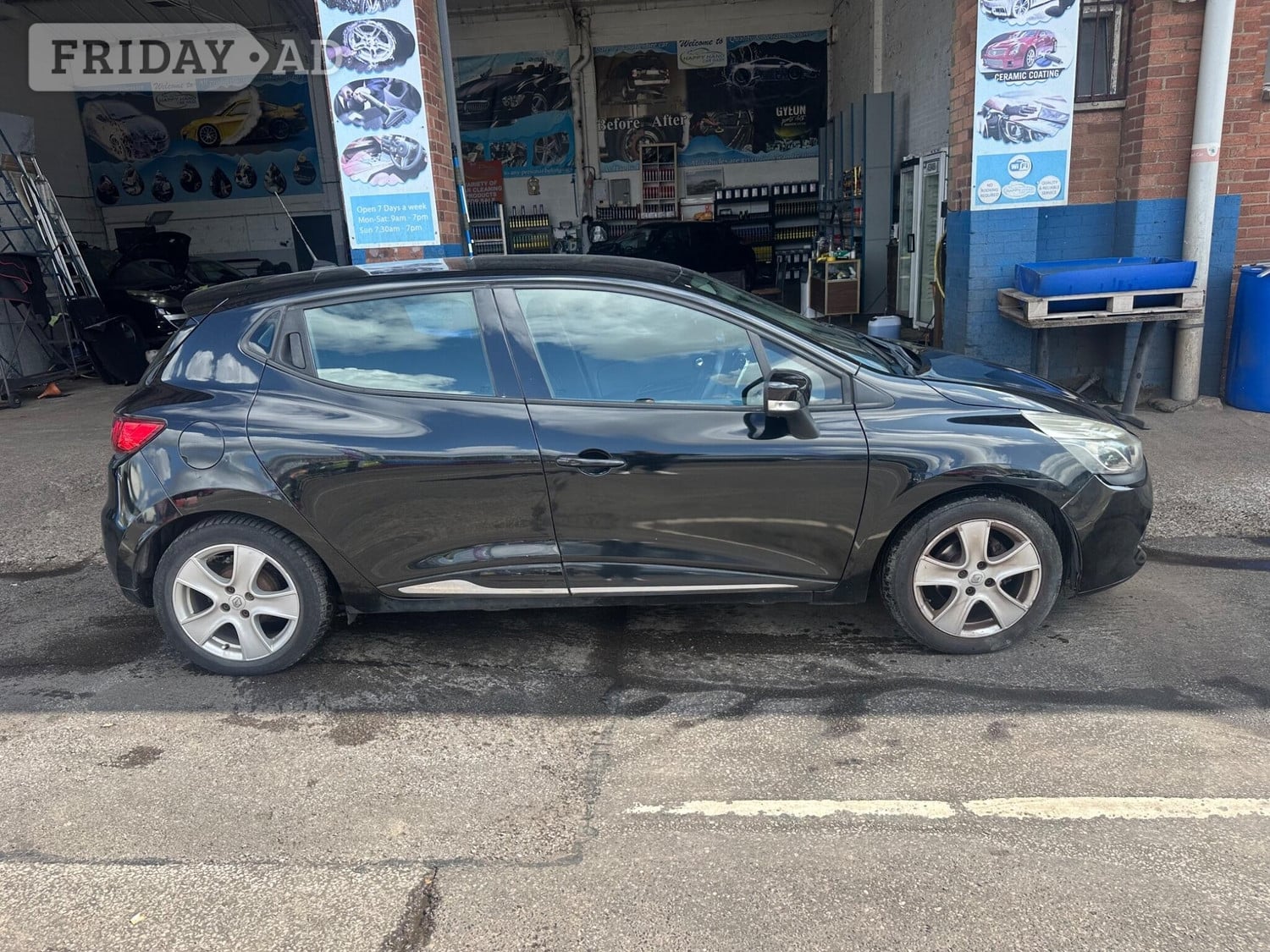 Renault Clio 2014 in Cardiff