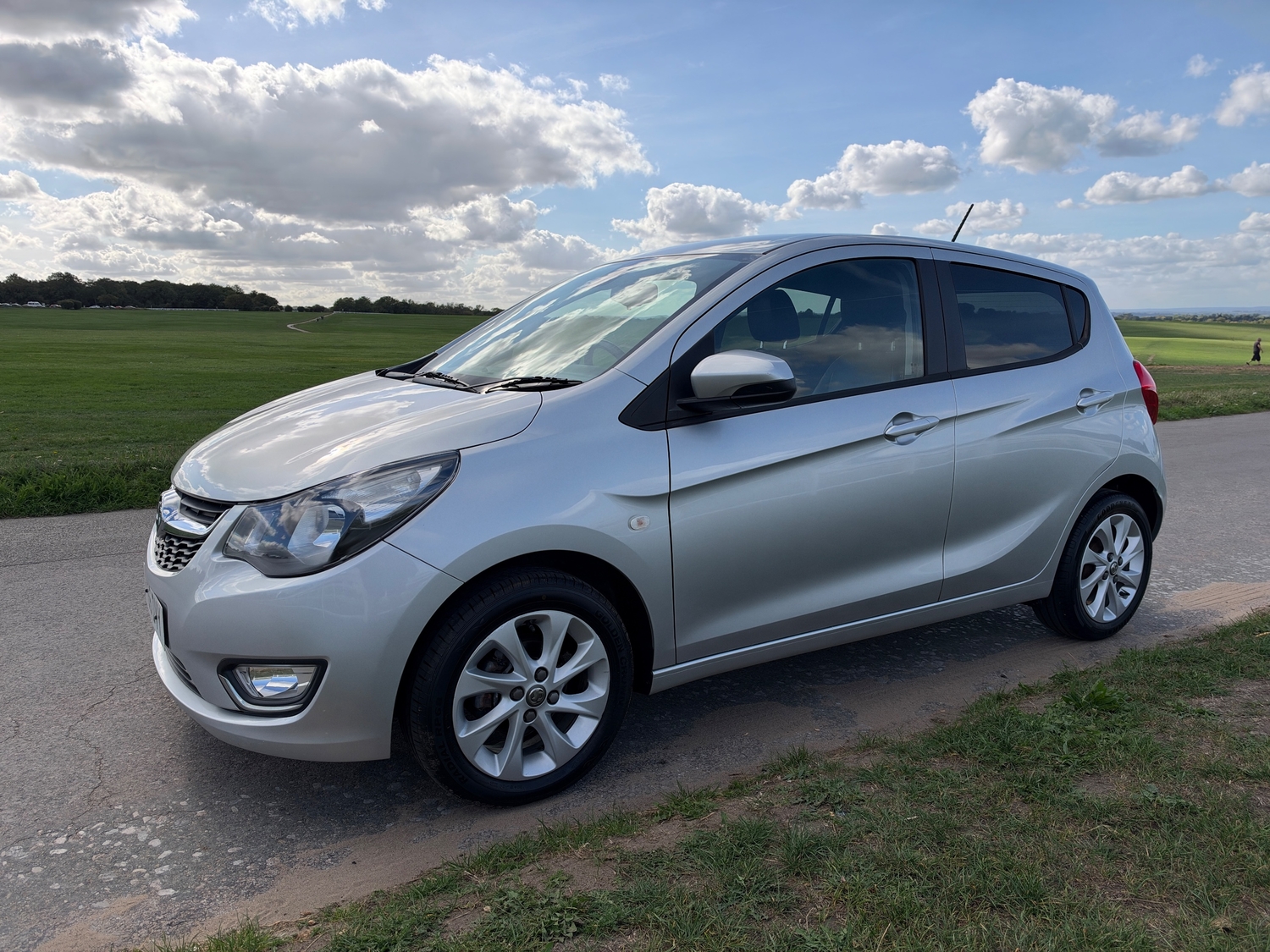 Vauxhall Viva 2016 - Cars