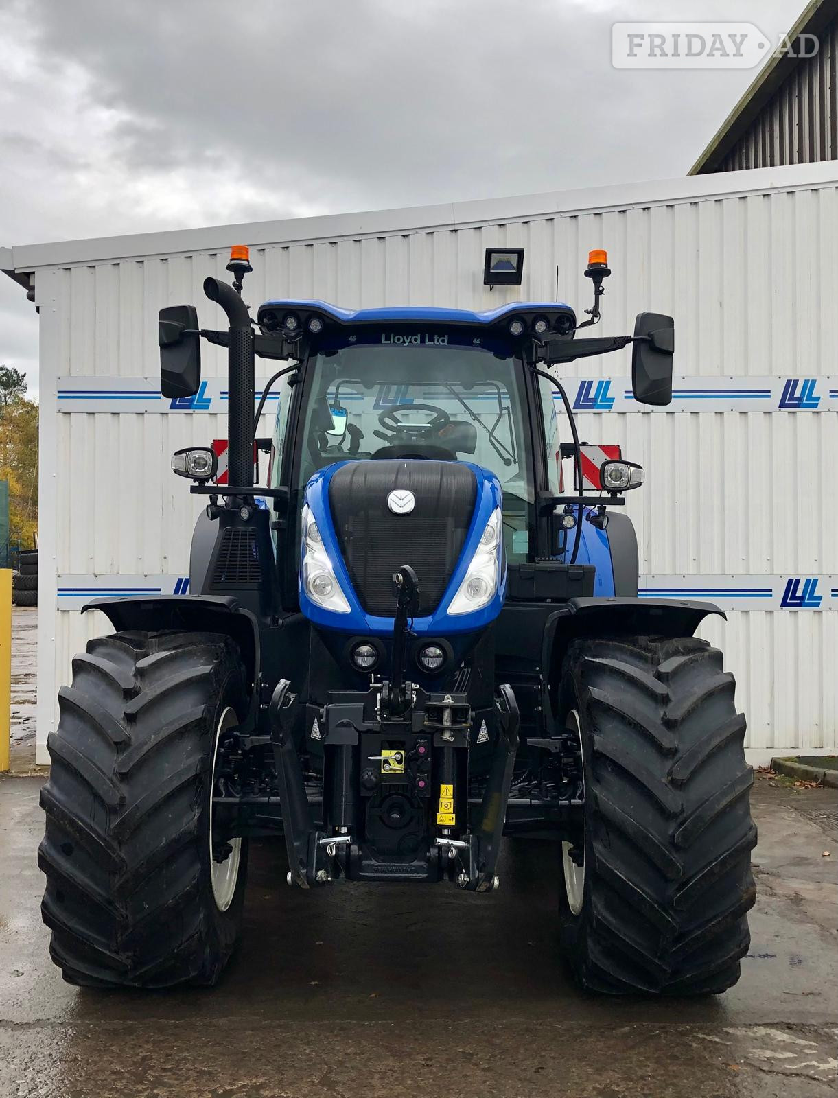 [ berth ]New Holland T7.245