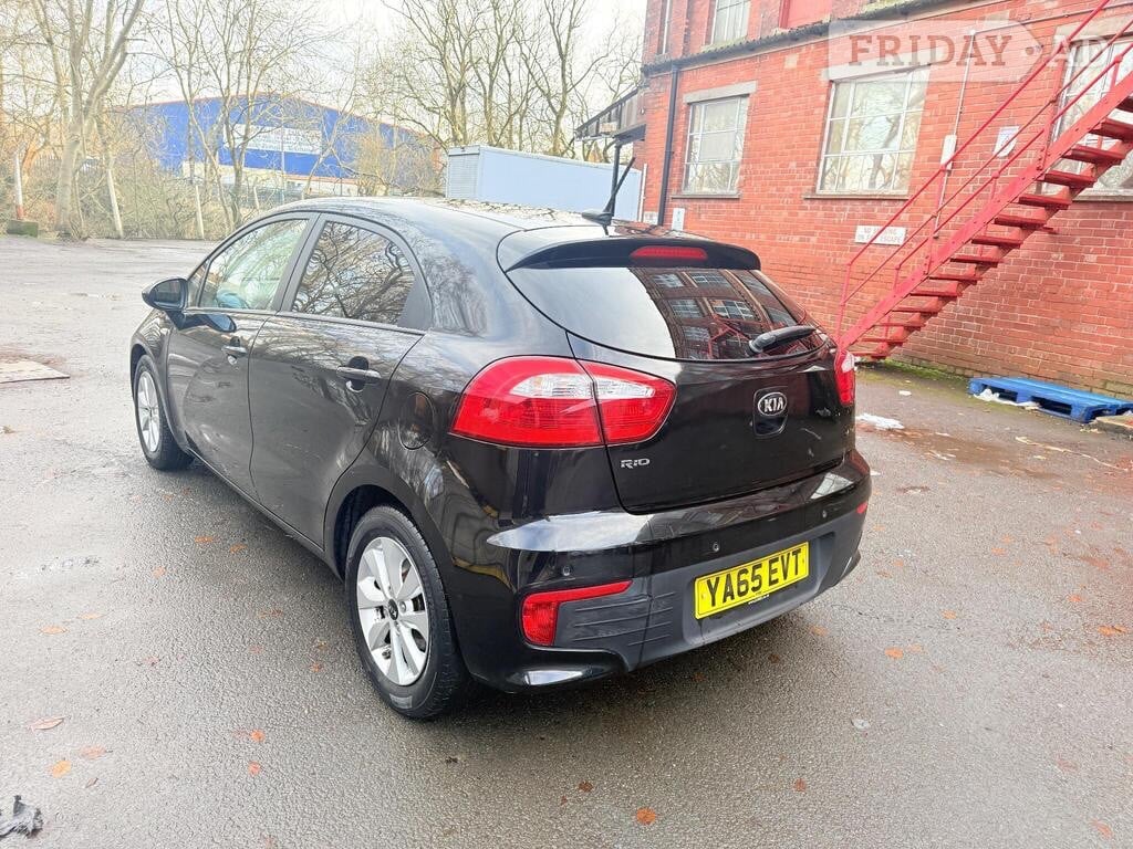 Kia Rio Oldham