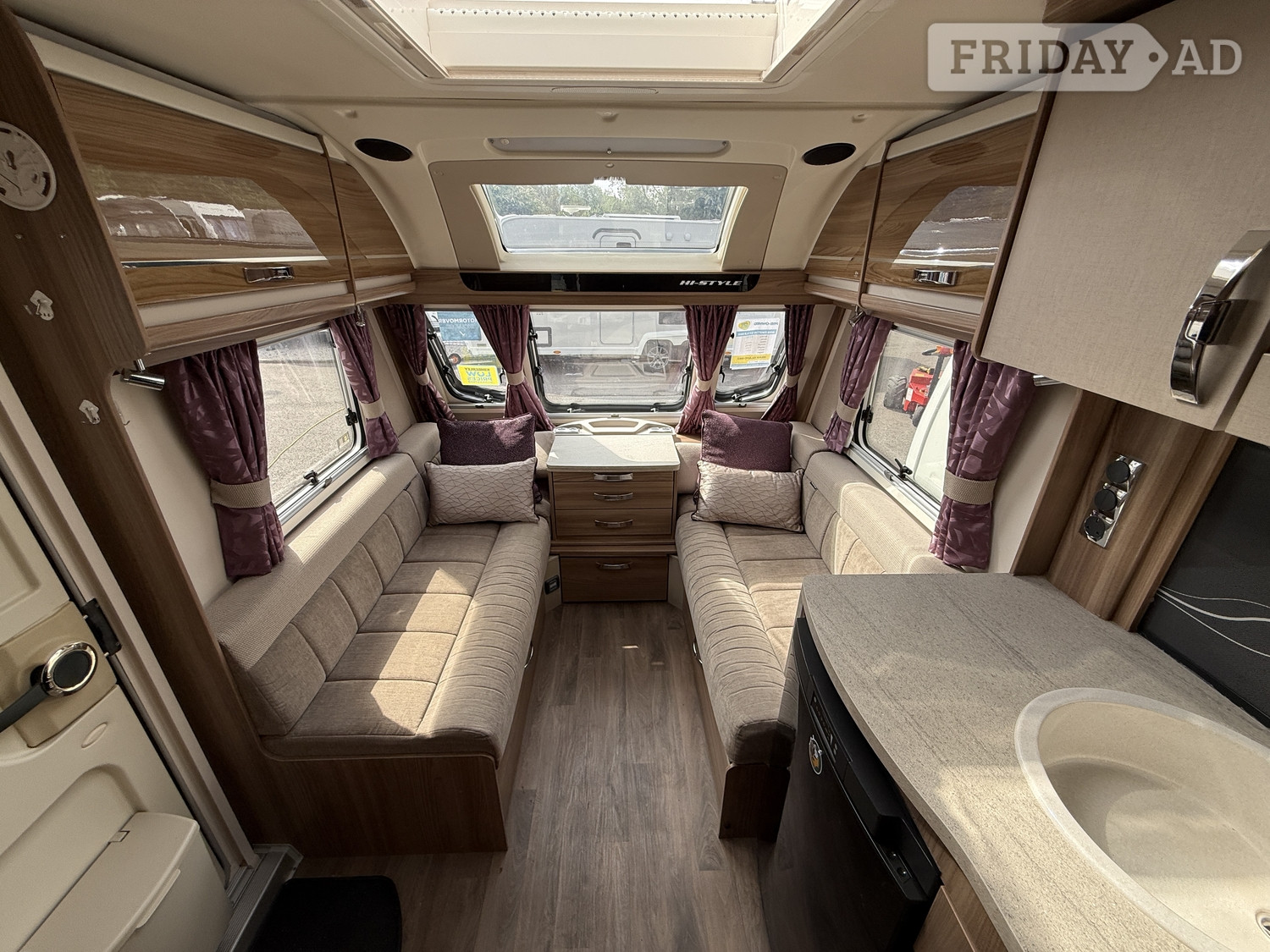 [4 berth ]Swift Challenger Hi-Style 560