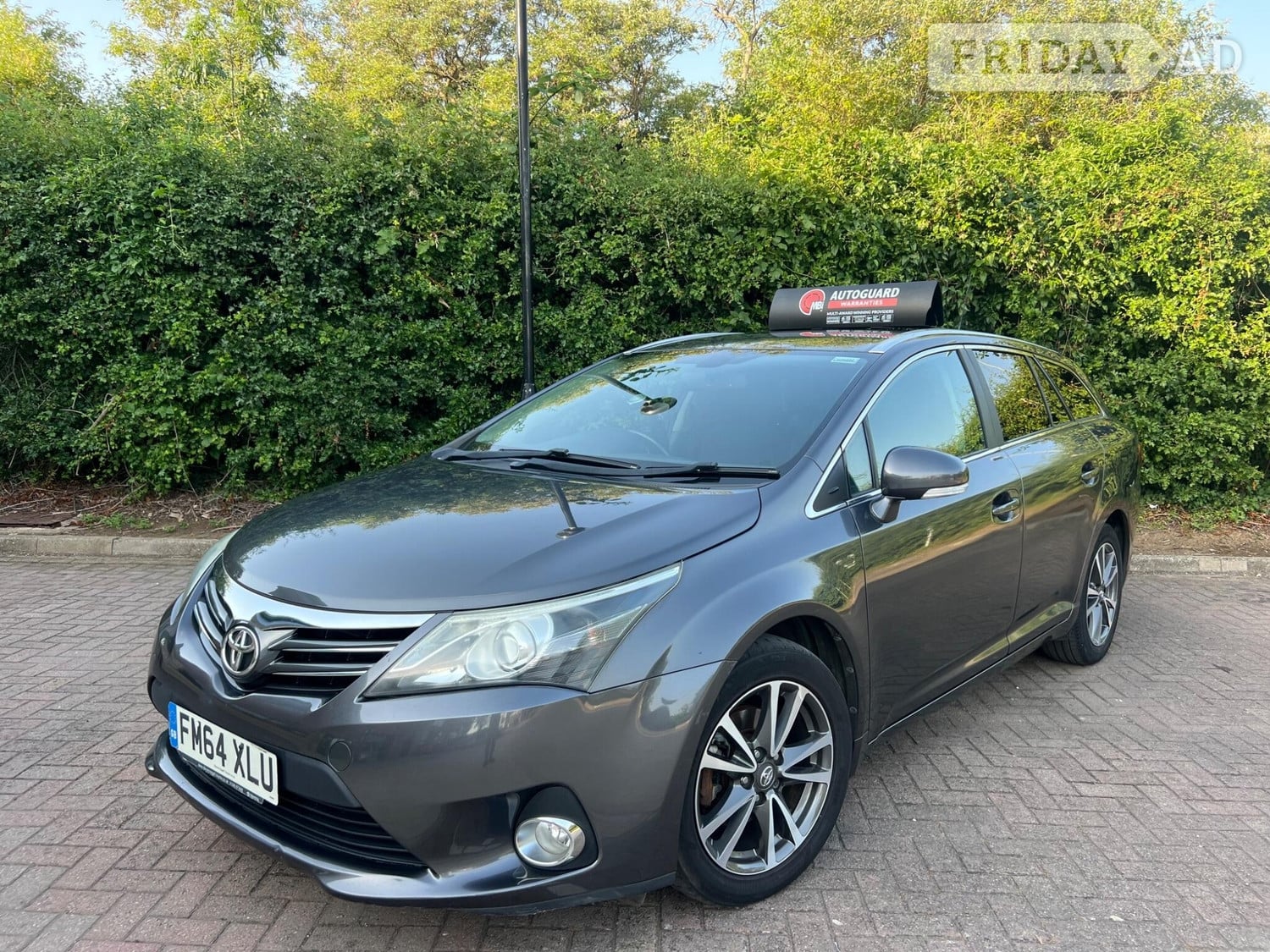 Toyota Avensis 2015 - Cars in Swindon