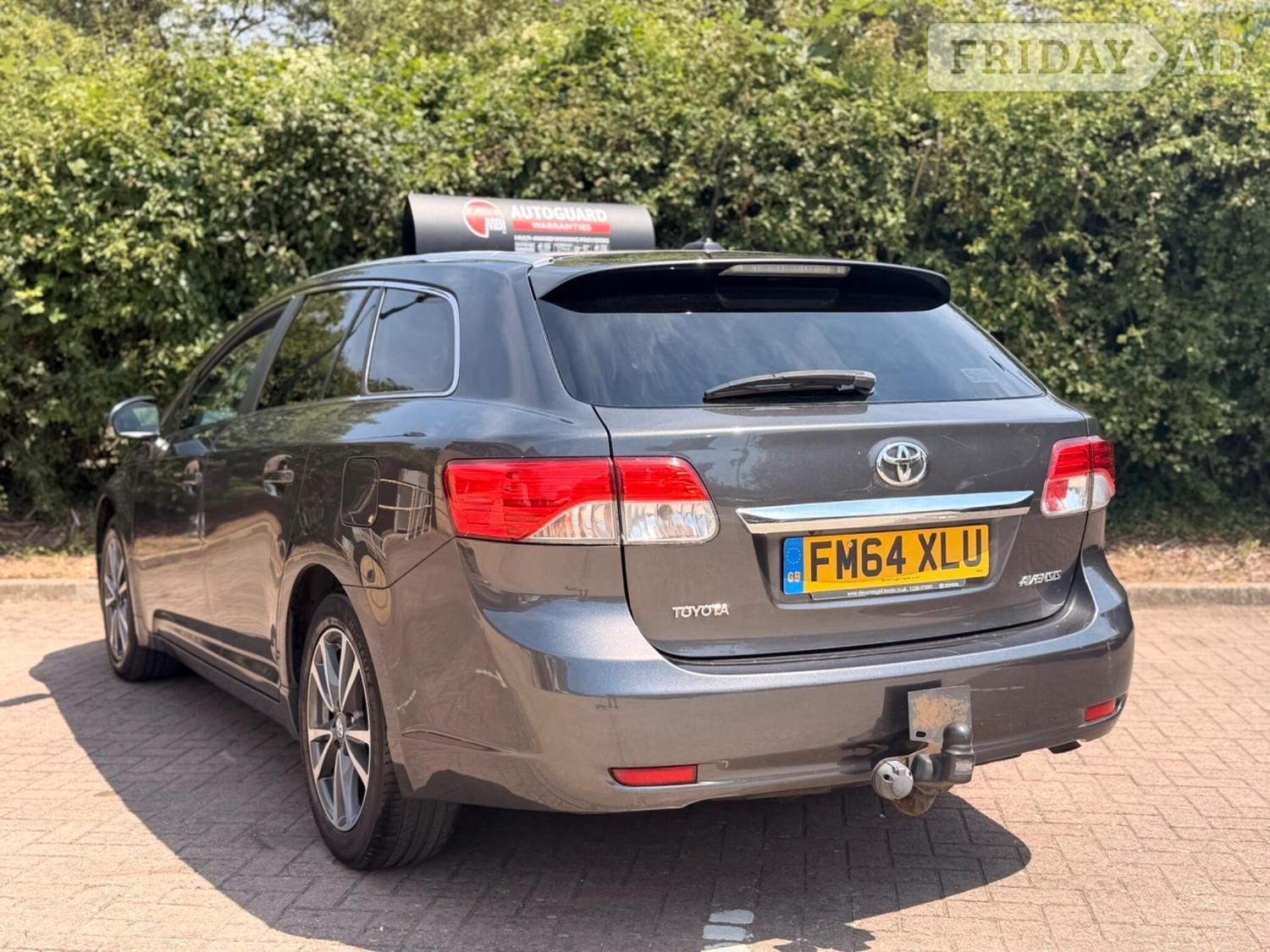 Toyota Avensis 2015 - Cars in Swindon