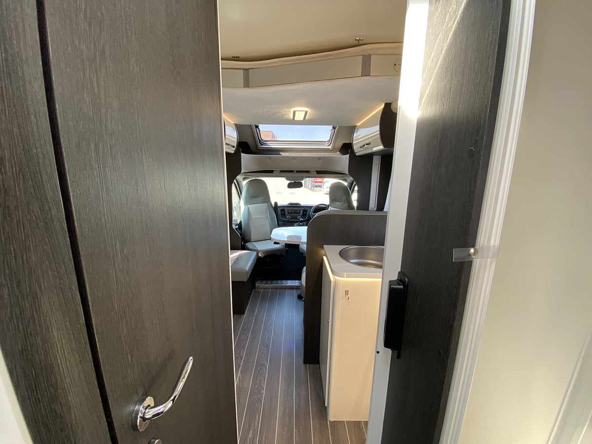[5 berth ]Roller Team Zefiro 696
