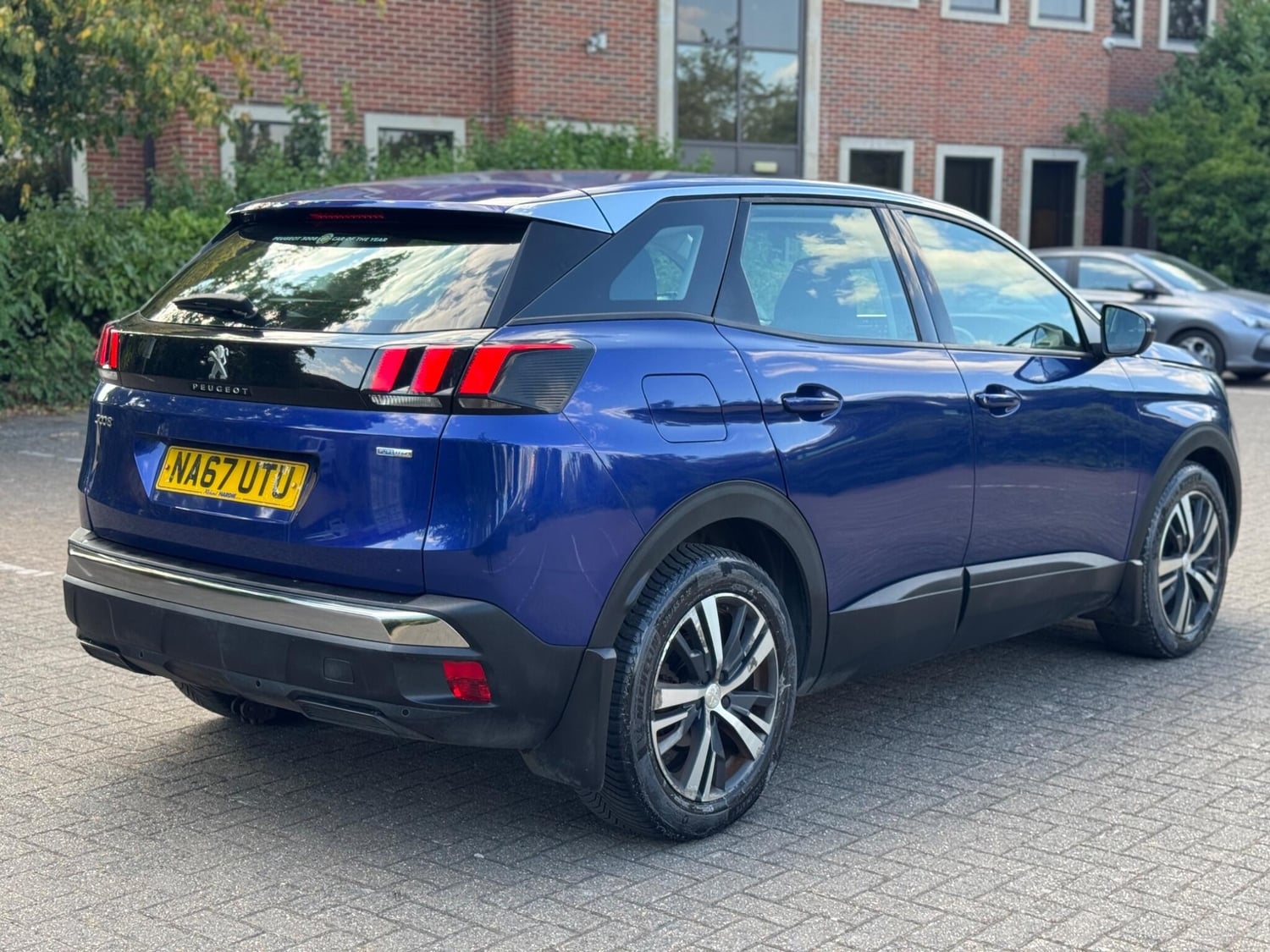 Peugeot 3008 2017 - Cars in Hillingdon