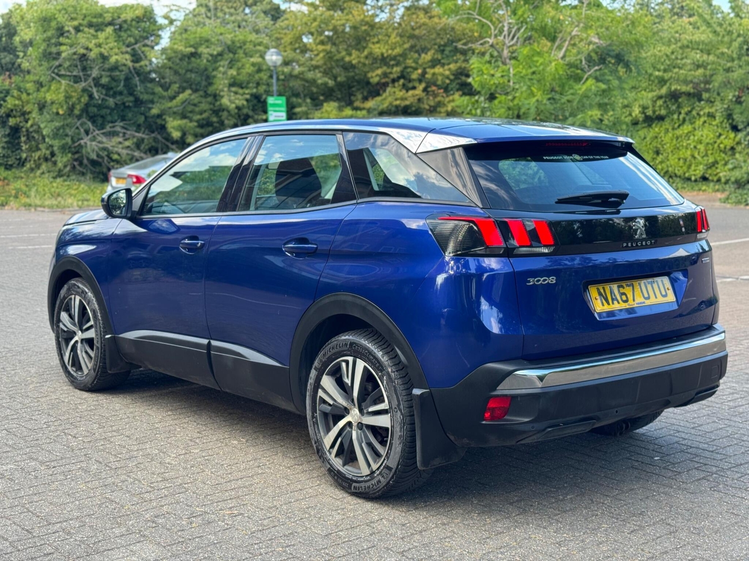 Peugeot 3008 2017 - Cars