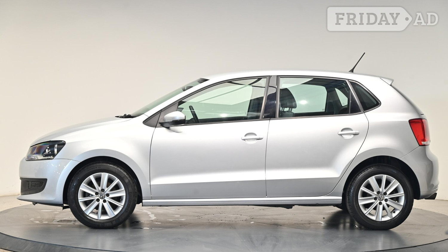 [ berth ]Volkswagen Polo