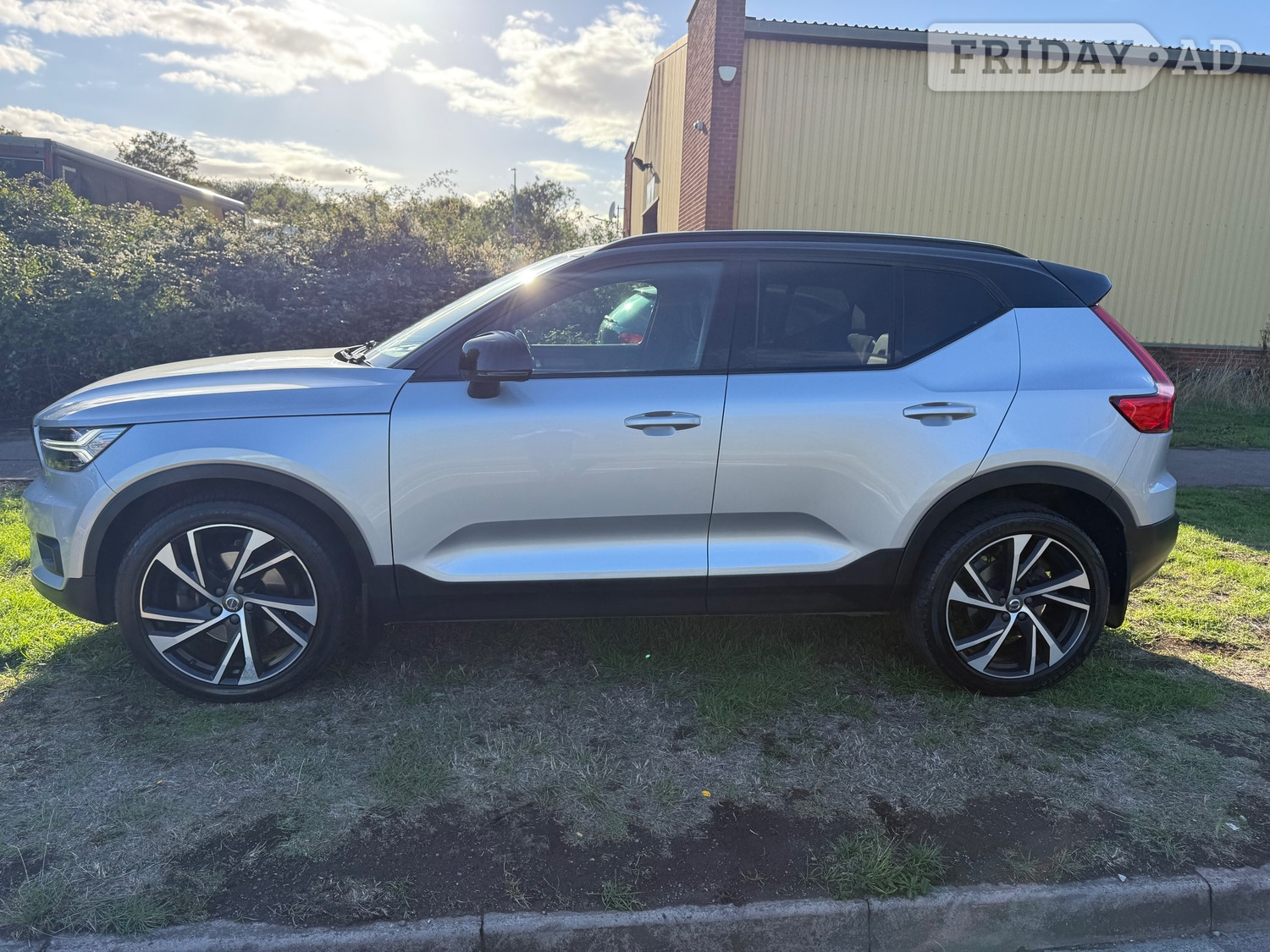 Volvo XC40 2018 - Cars
