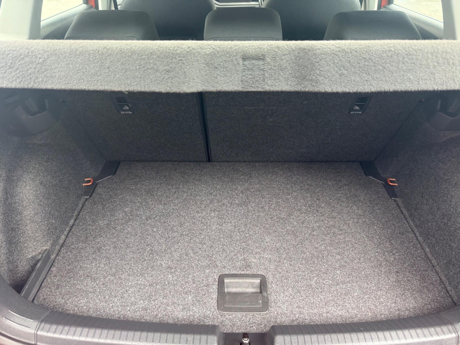 Volkswagen Polo 2018 - Cars