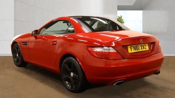 Mercedes-Benz SLK 2011 - Cars