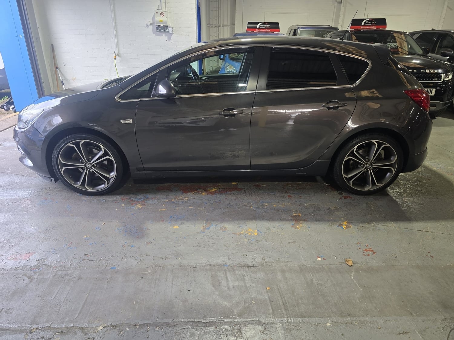 [ berth ]Vauxhall Astra