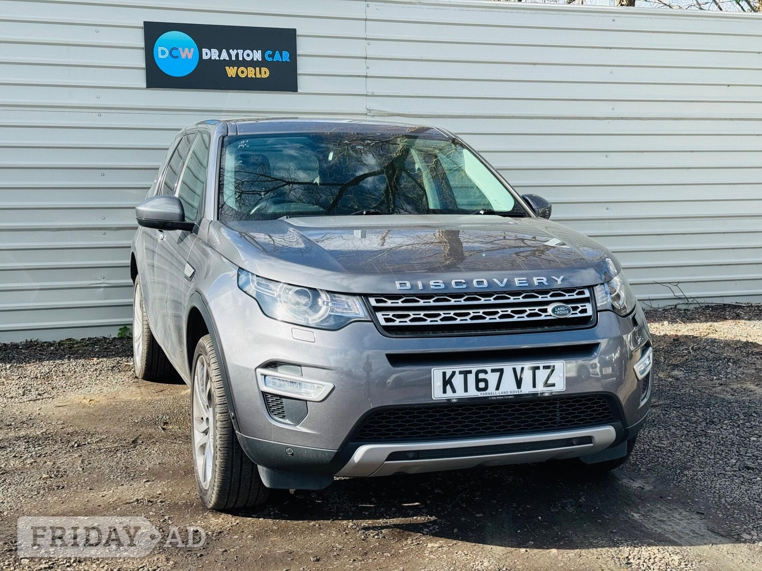 Land Rover Discovery Sport 2018 in Hillingdon