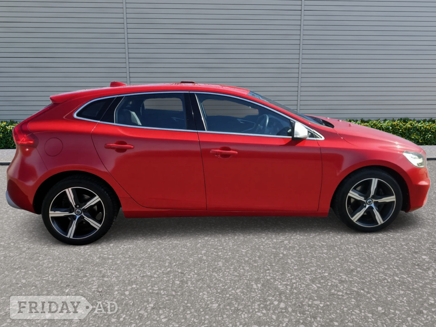Volvo V40 2018 - Cars in Bathgate