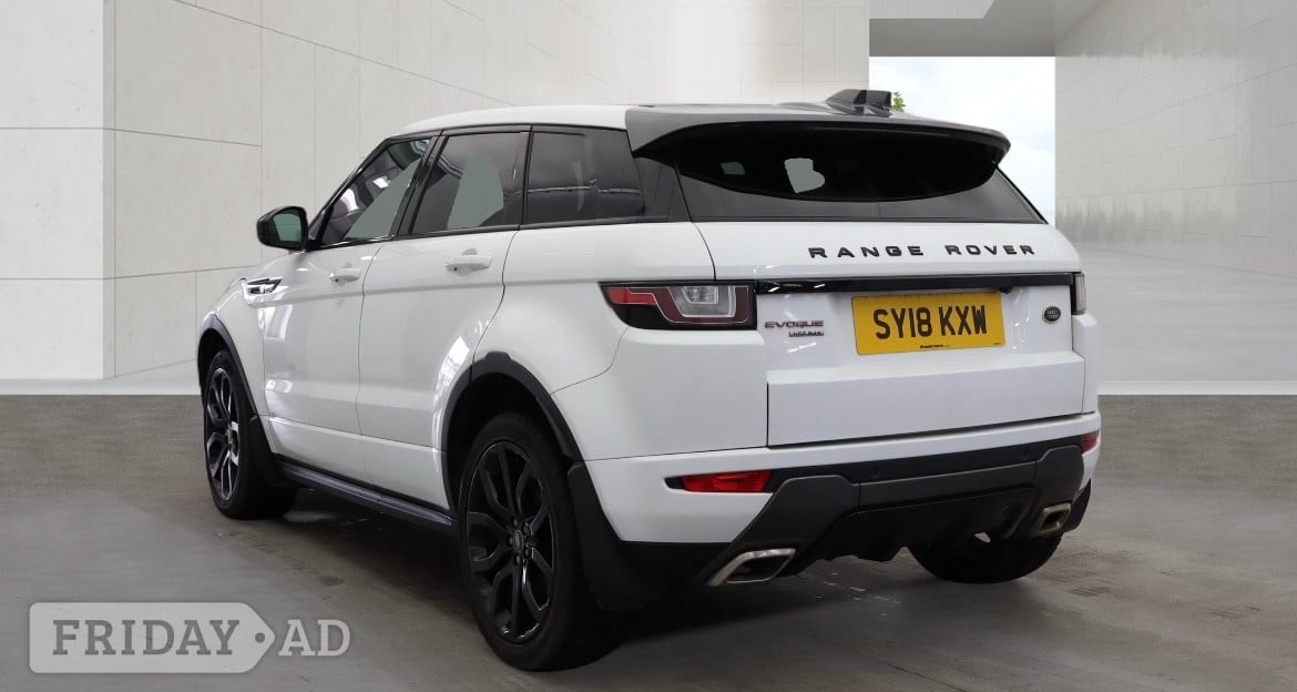 [ berth ]Land Rover Range Rover Evoque
