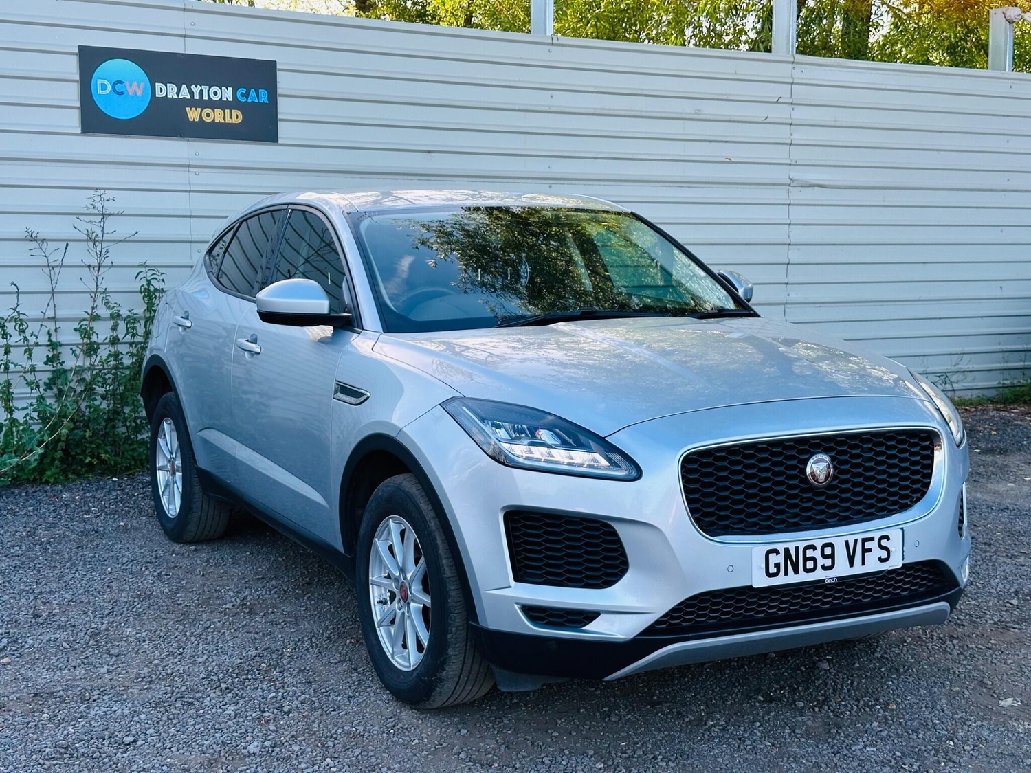 Jaguar E-Pace 2019 - Cars in Hillingdon