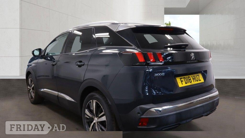 [ berth ]Peugeot 3008