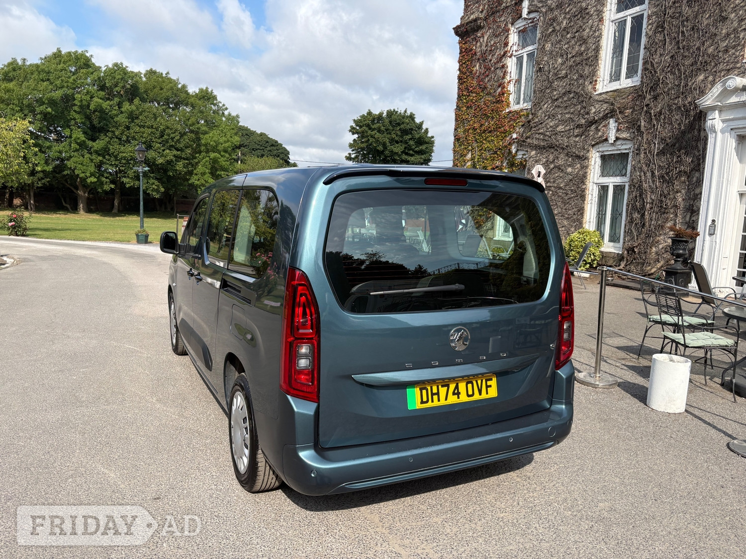 [ berth ]Vauxhall Combo Life