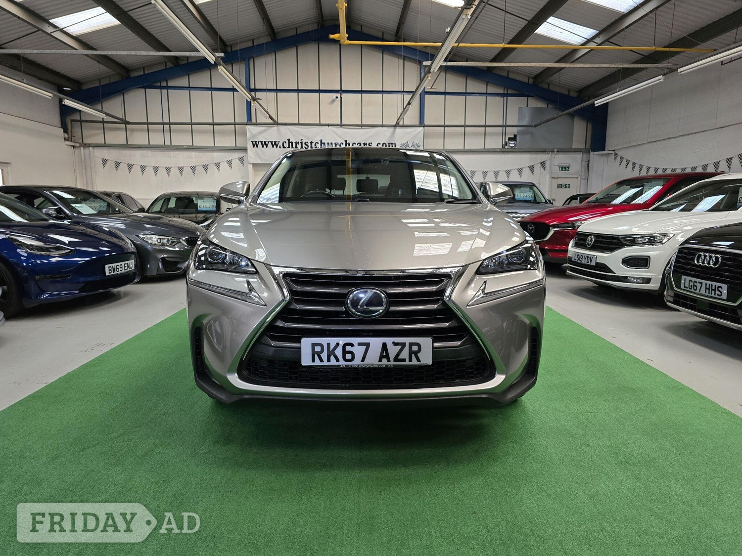 Lexus NX 2017 - Cars