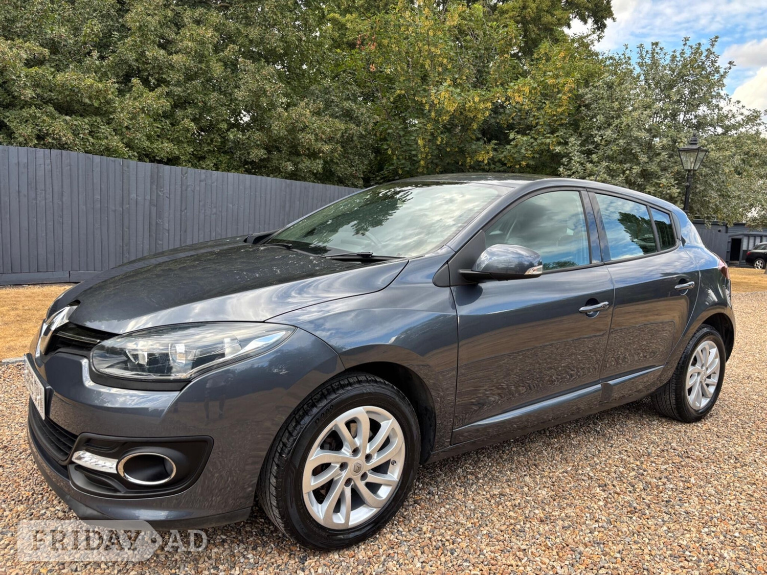 Renault Megane 2015 in Staines