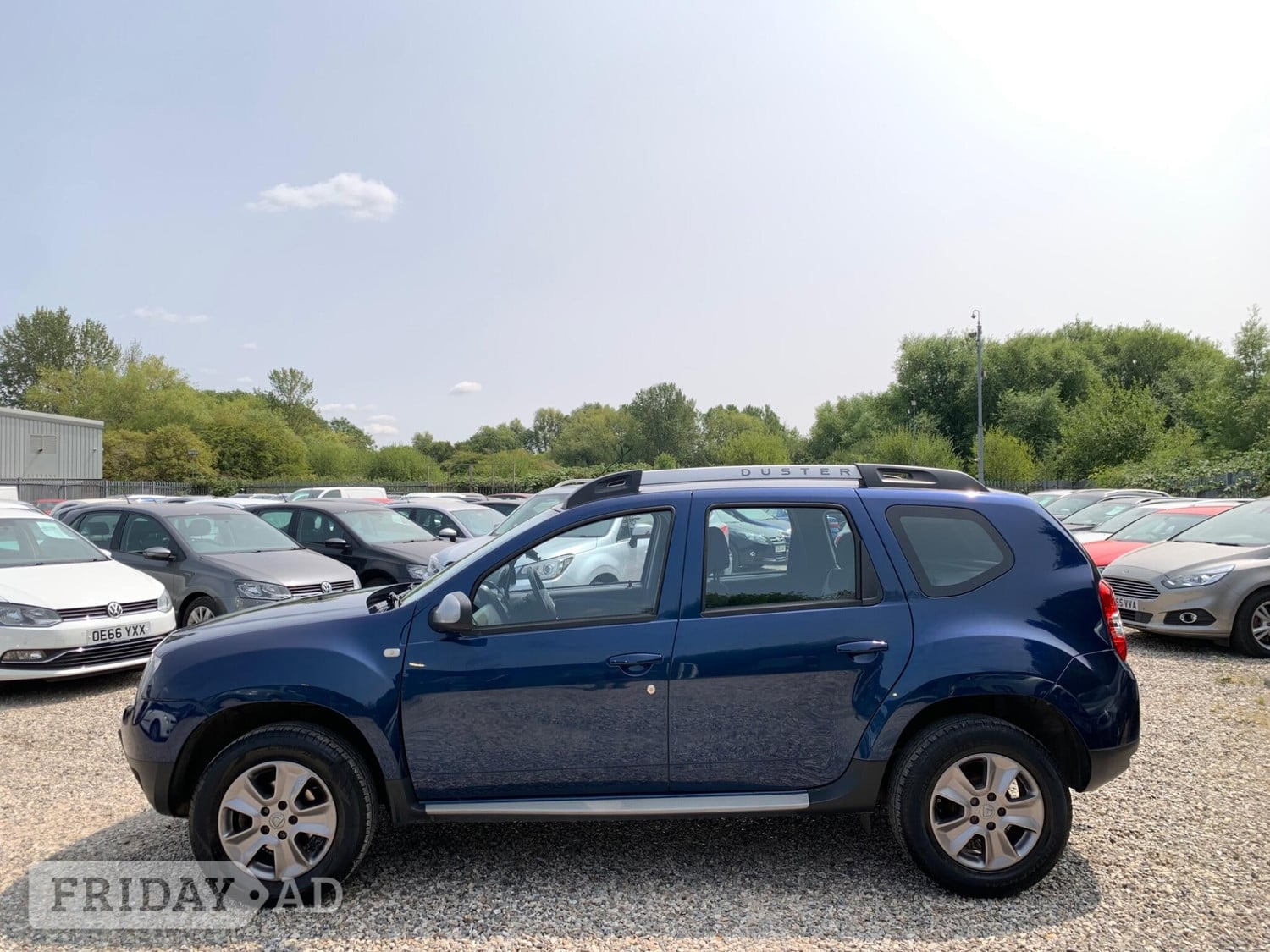 Dacia Duster 2017 - Cars in Swindon