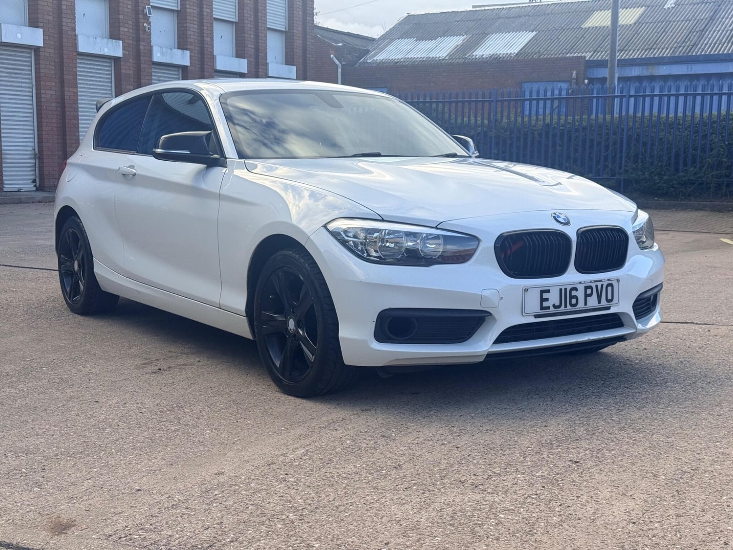 BMW 1 Series 2016 - Cars