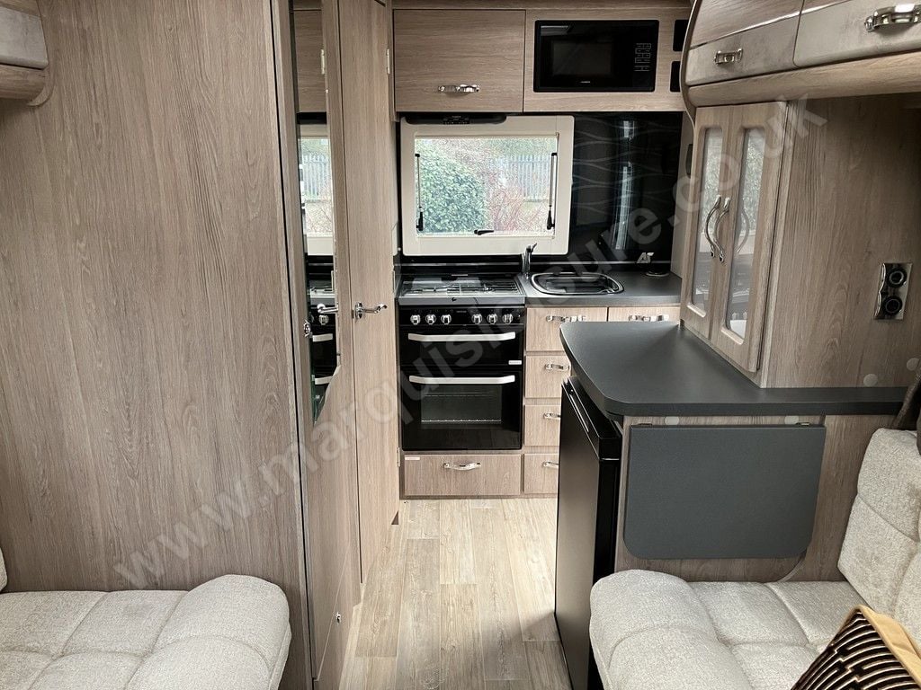 Auto-Sleepers NUEVO EK PLUS 2025 for sale - Motorhomes & Caravans in Exeter