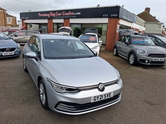 Volkswagen Golf 2021