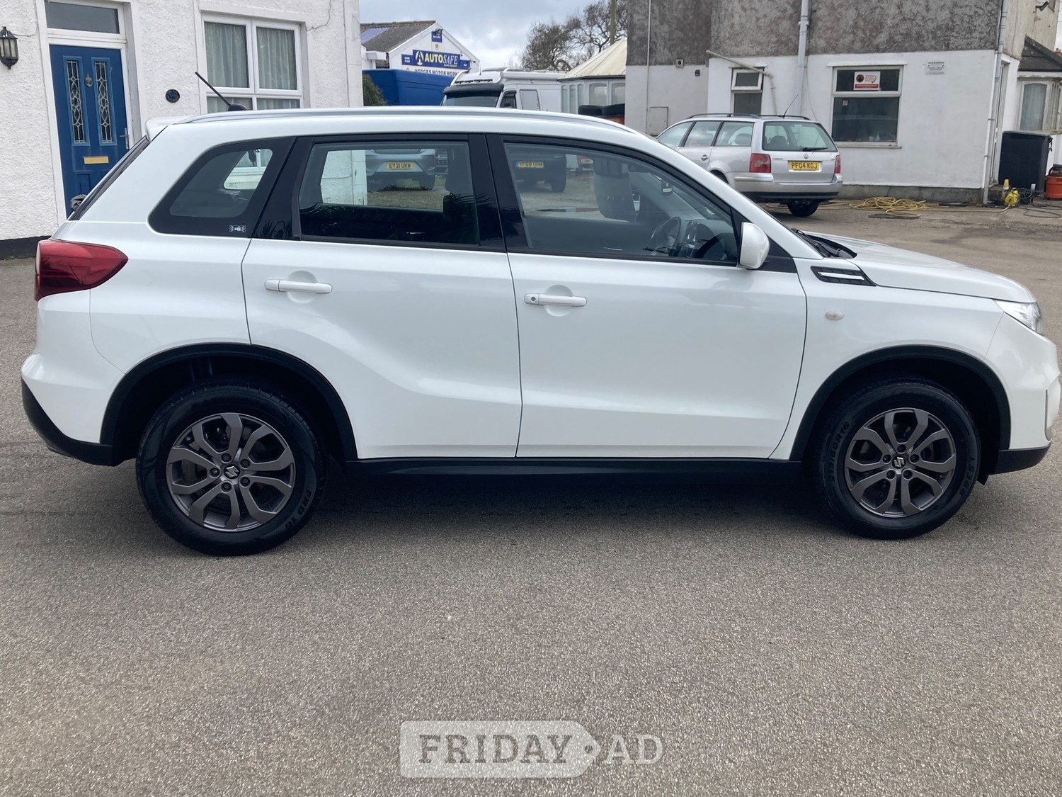Suzuki Vitara 2019 - Cars in Penzance