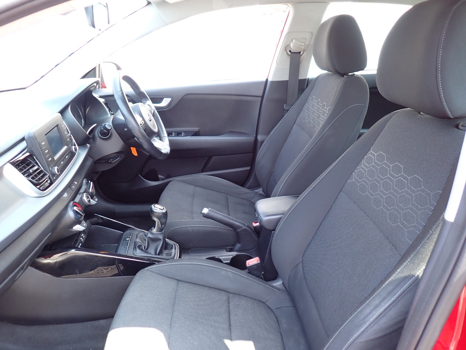 [ berth ]Kia Rio
