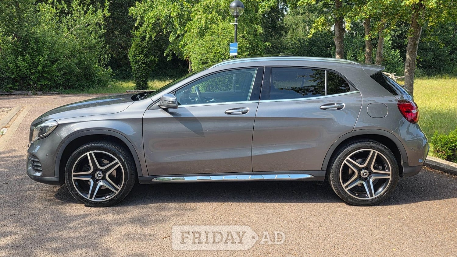 Mercedes-Benz GLA 2017 - Cars