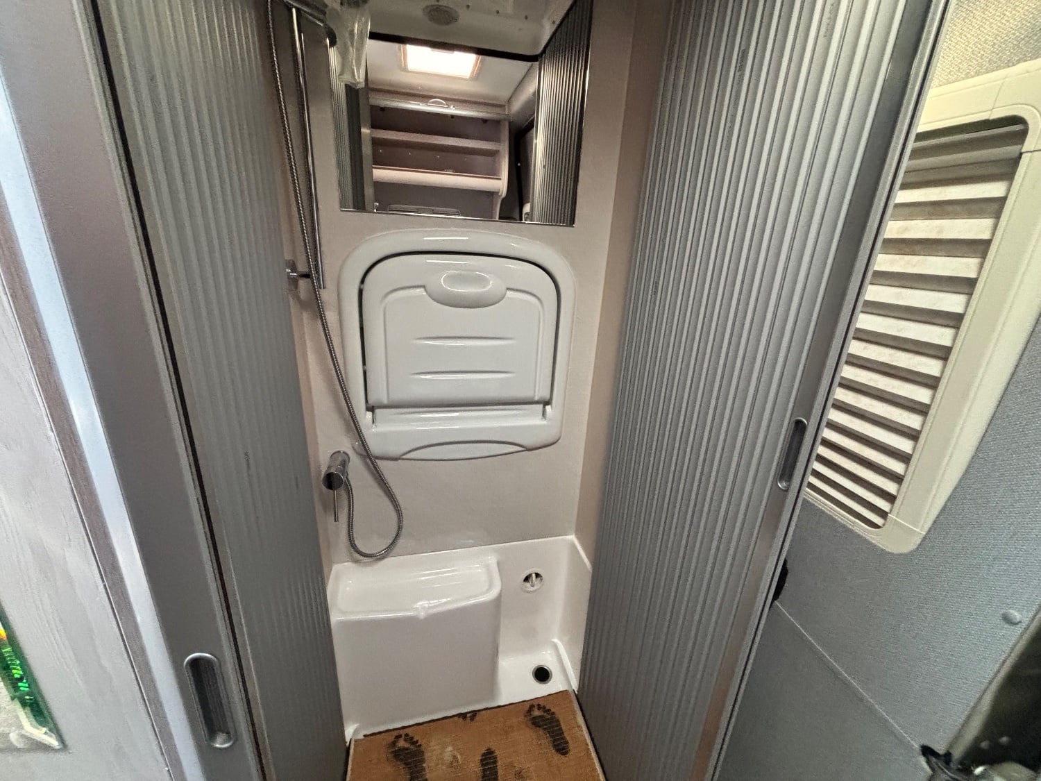 Peugeot Autosleeper Kemerton XL, (2021)  Campervan for sale - Motorhomes & Caravans