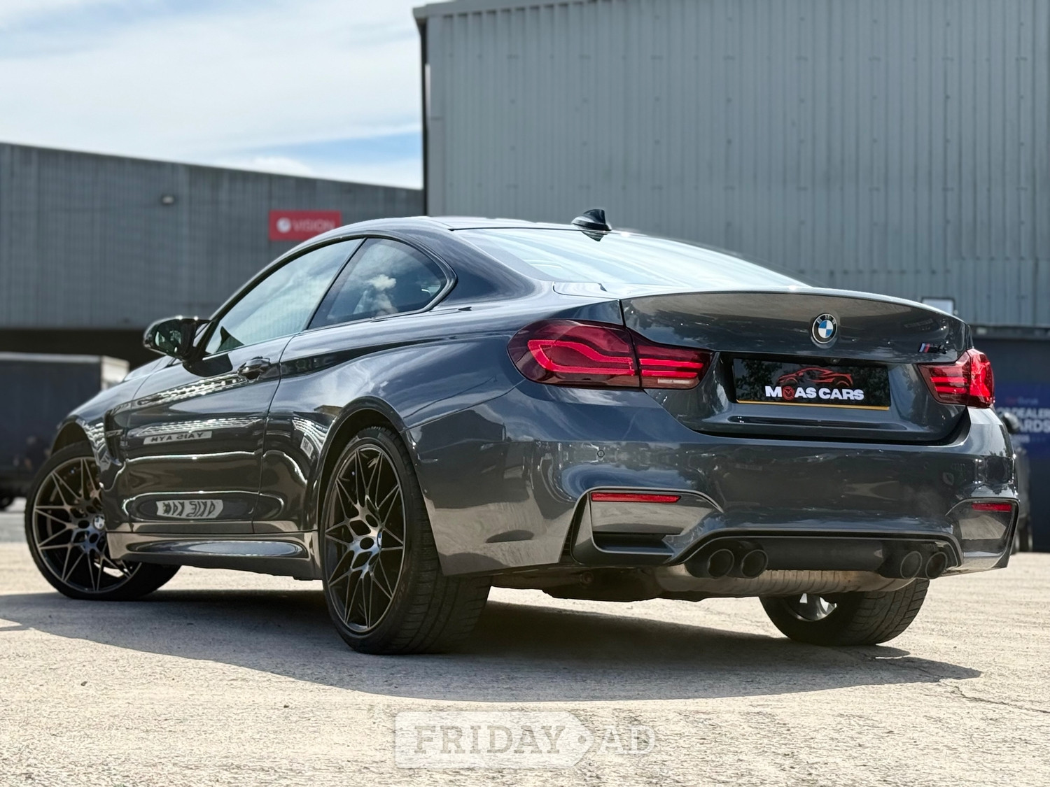 BMW M4 Blackburn