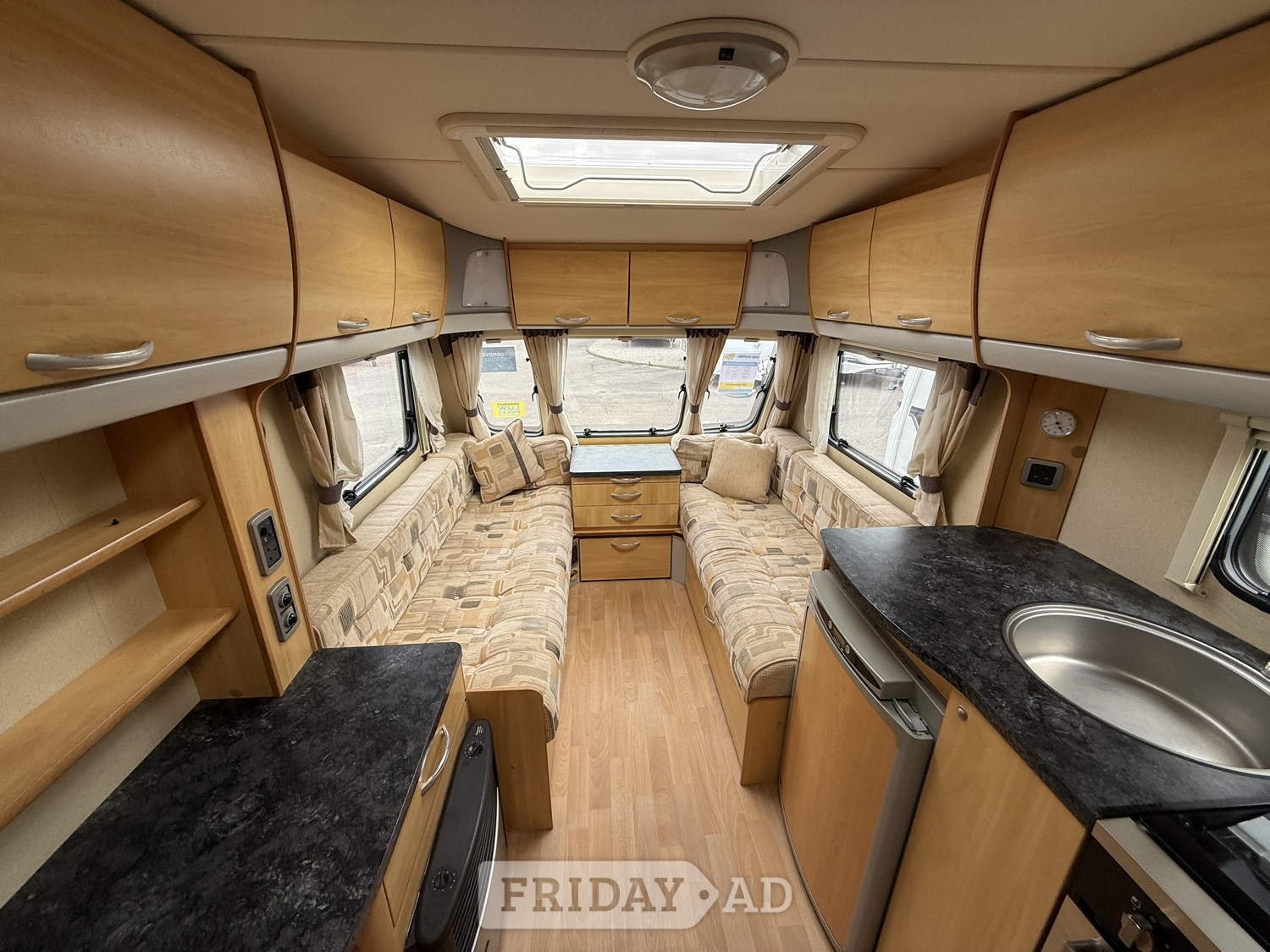 [2 berth ]Sterling Europa 460