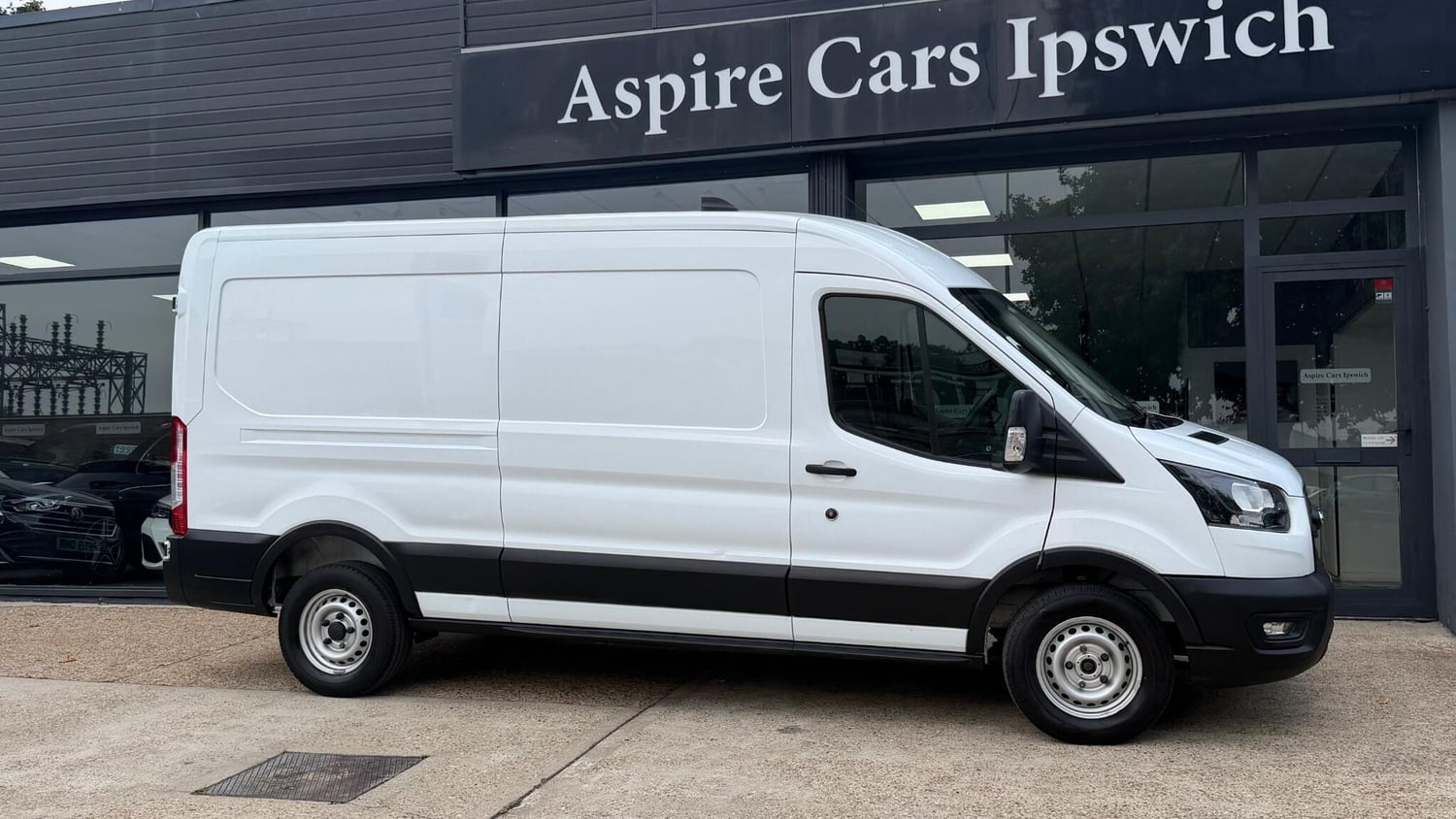 [ berth ]Ford Transit