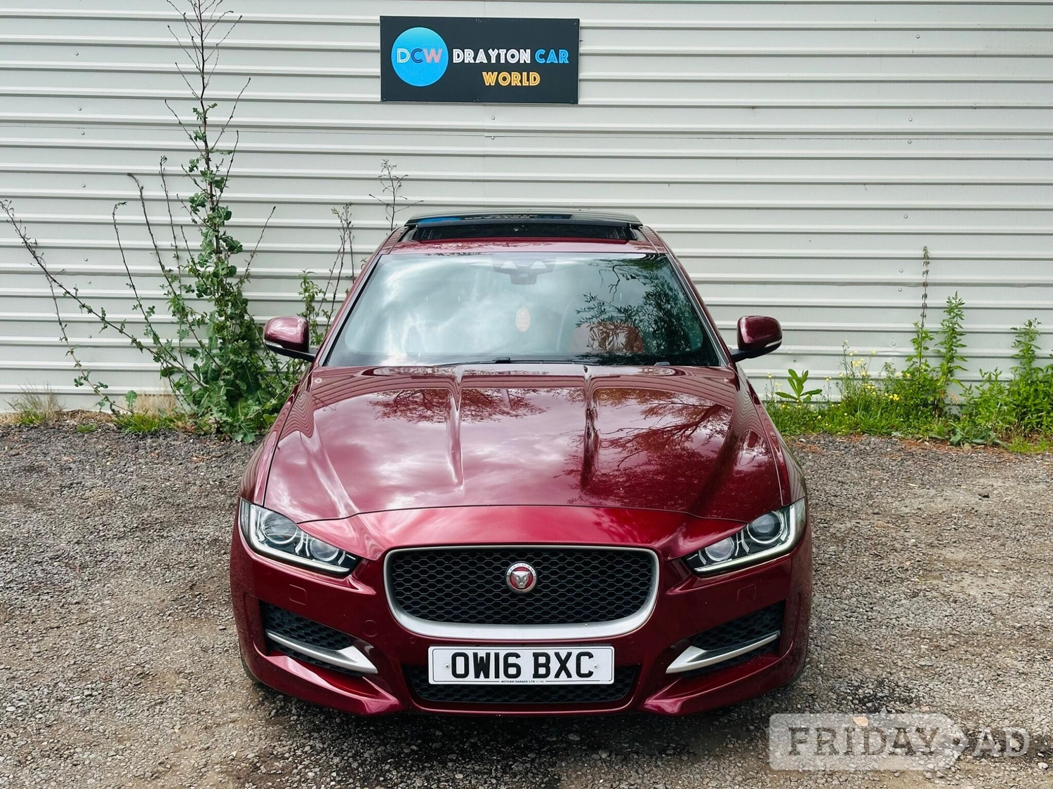 Jaguar XE 2016 - Cars