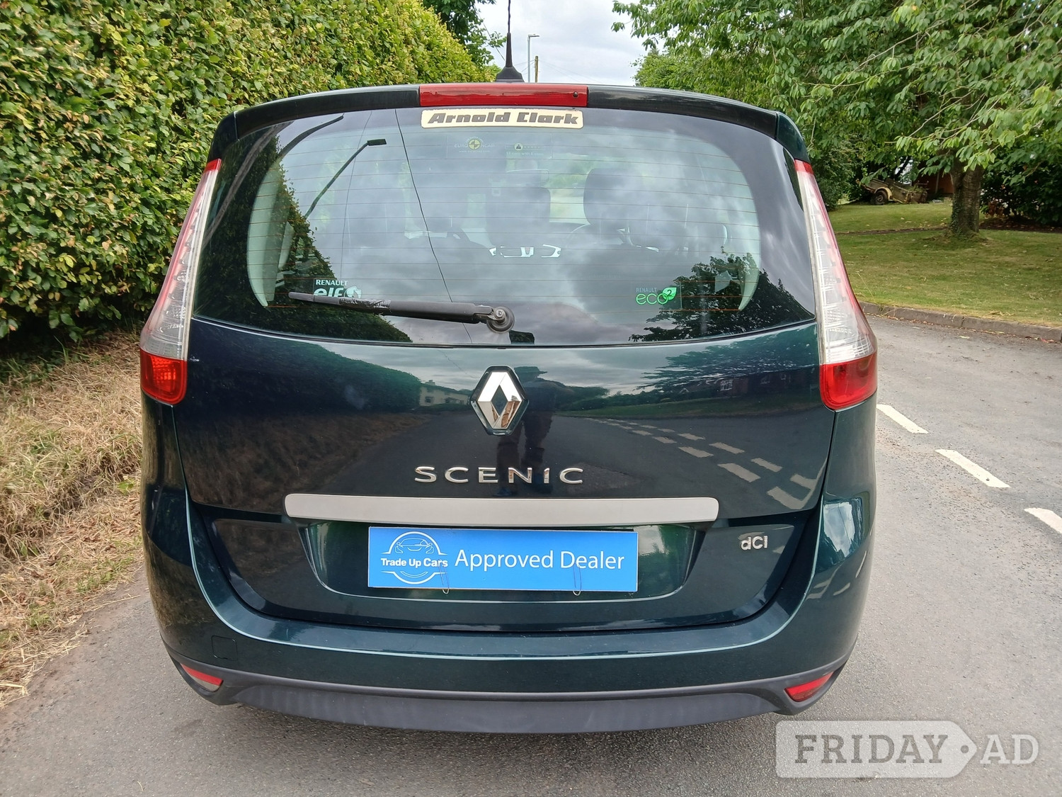 Renault Grand Scenic 2010 - Cars