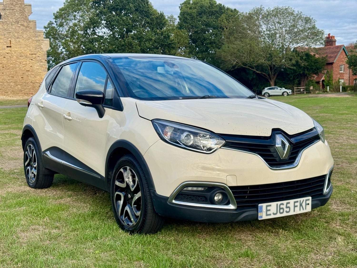 Renault Captur 2015 - Cars