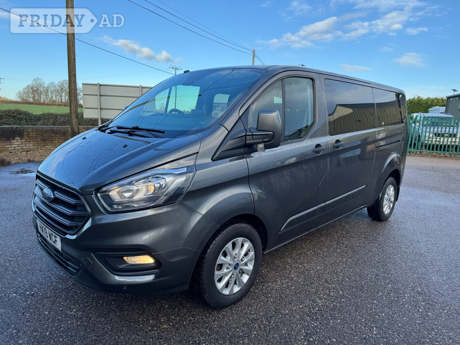 [ berth ]Ford Transit Custom