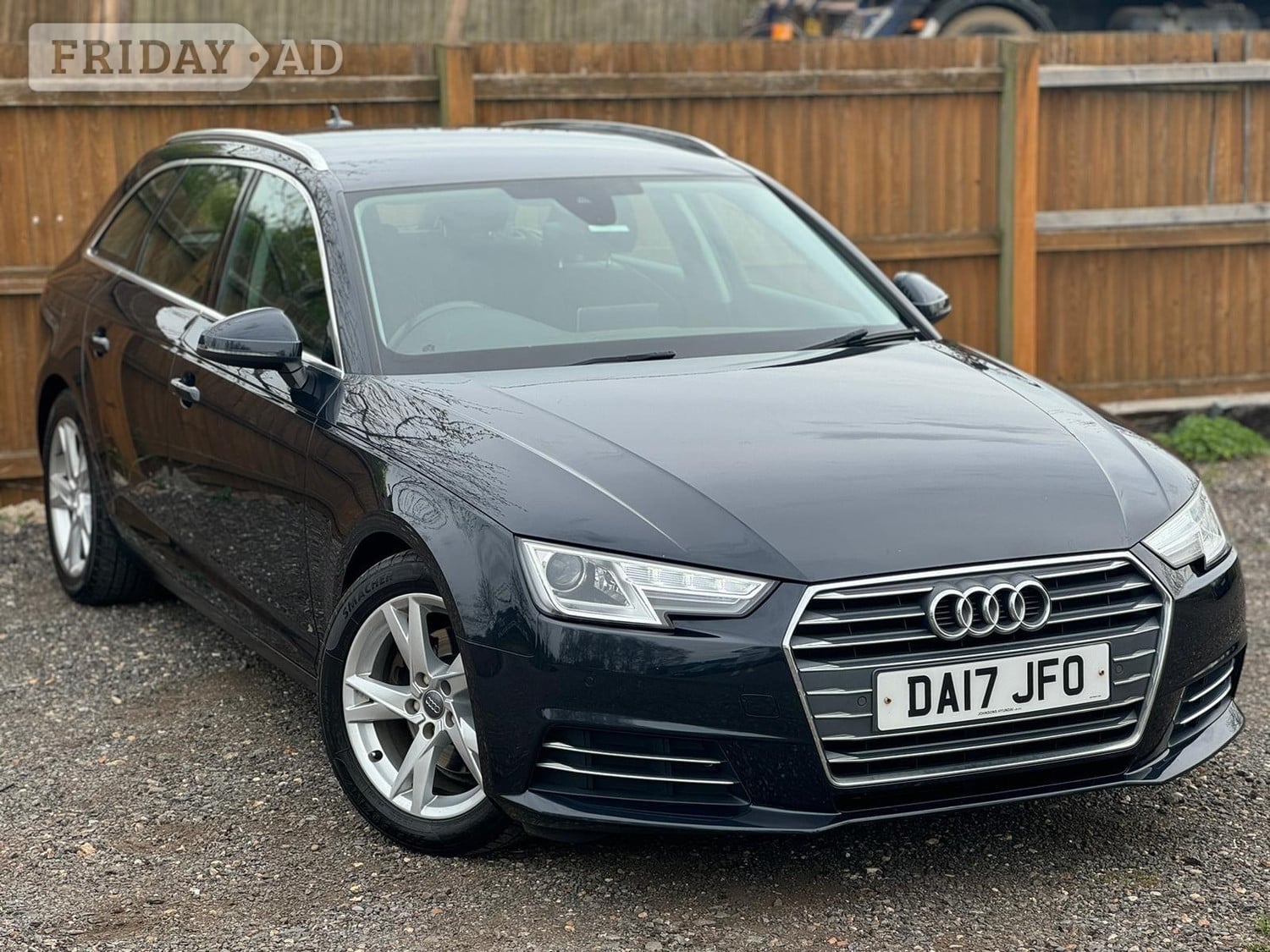 Audi A4 Avant 2017 in St. Albans