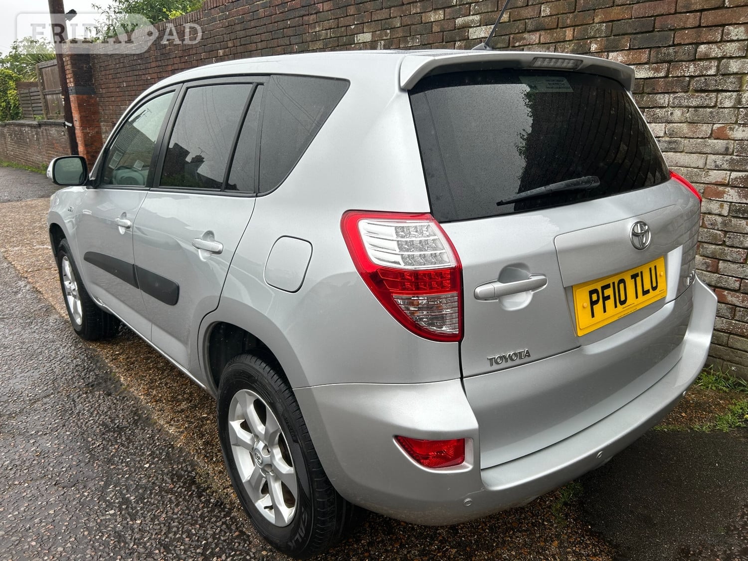Toyota RAV4 2010 - Cars in Eastbourne