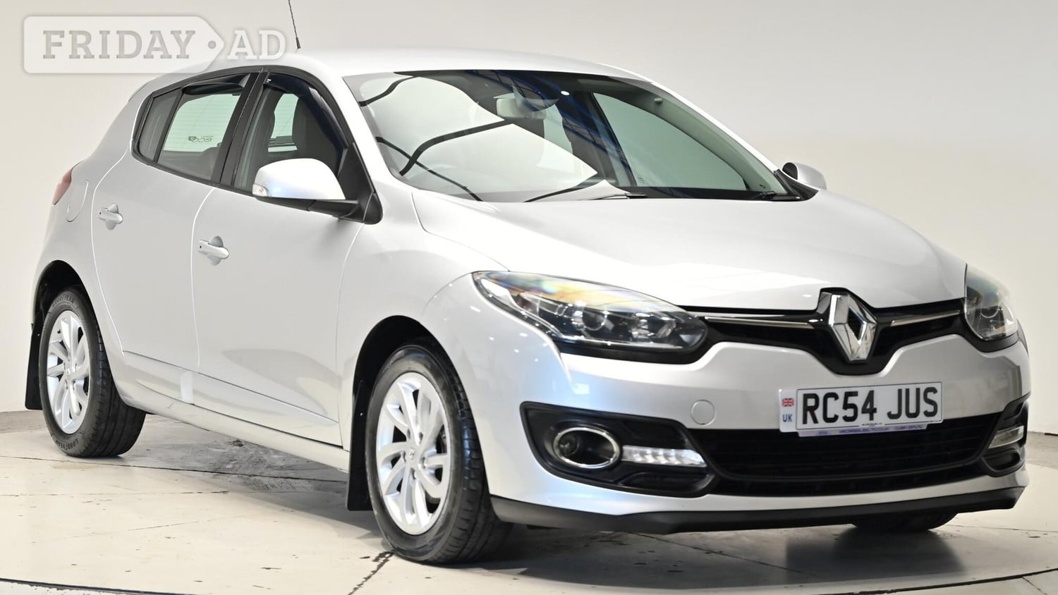 Renault Megane 2015 in Cullompton