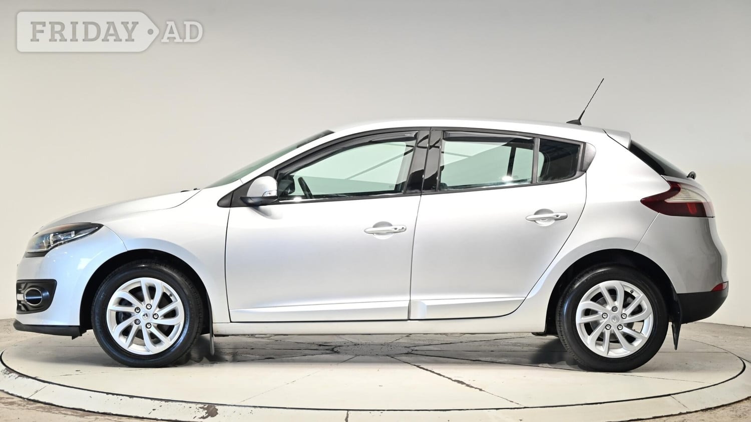 [ berth ]Renault Megane