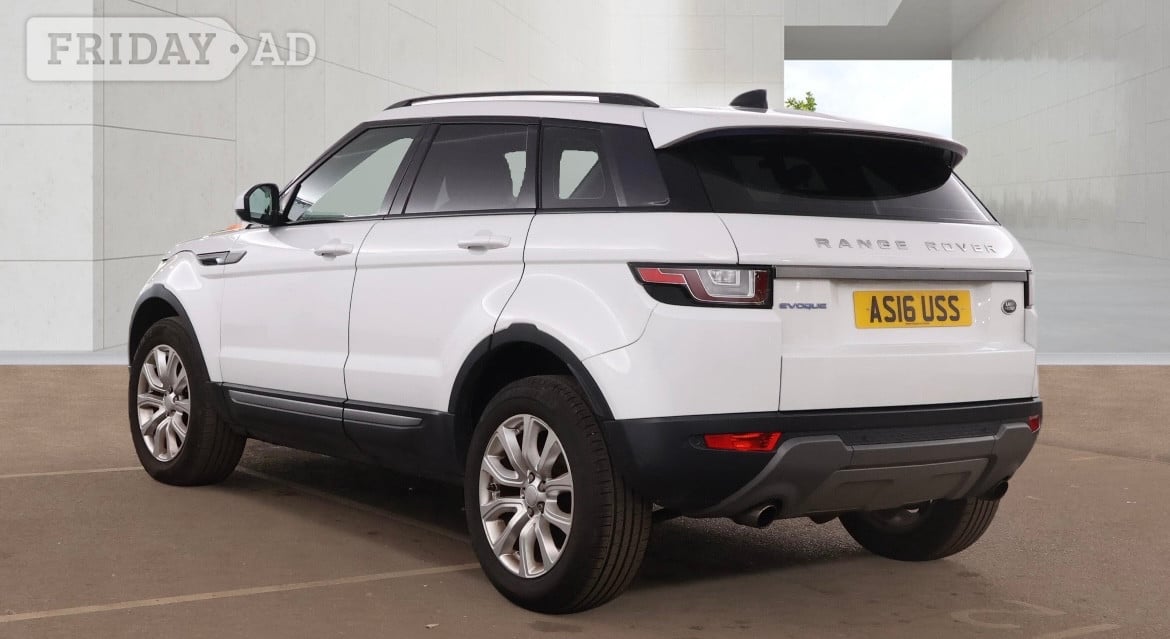 [ berth ]Land Rover Range Rover Evoque