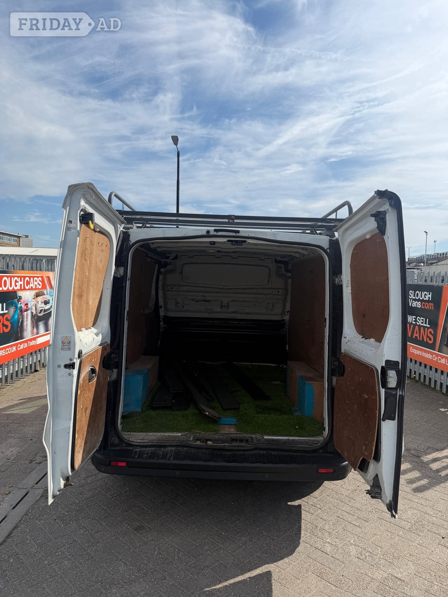 Renault Trafic 2016 - Vans & Commercial Vehicles