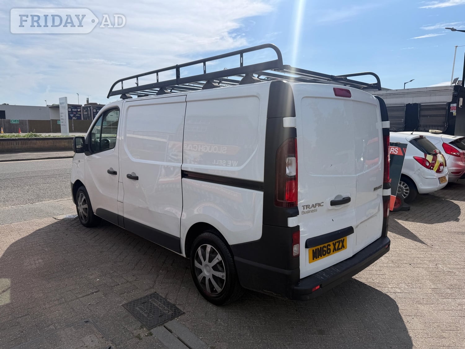 [ berth ]Renault Trafic