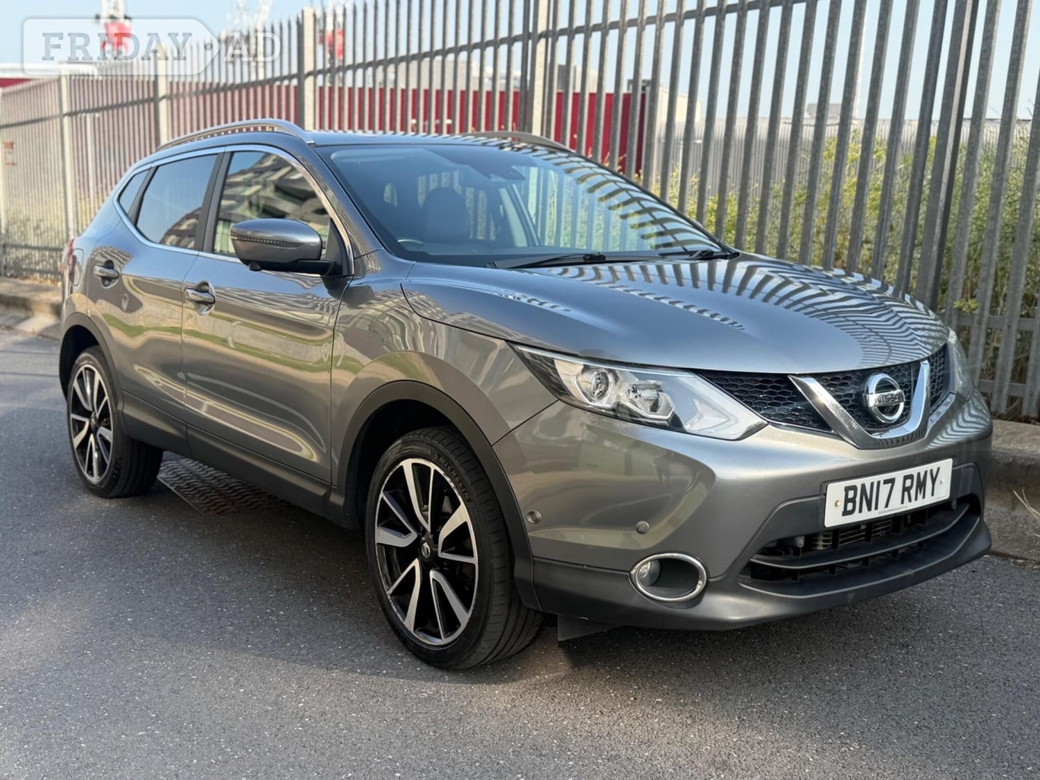 Nissan Qashqai 2017 in Willesden