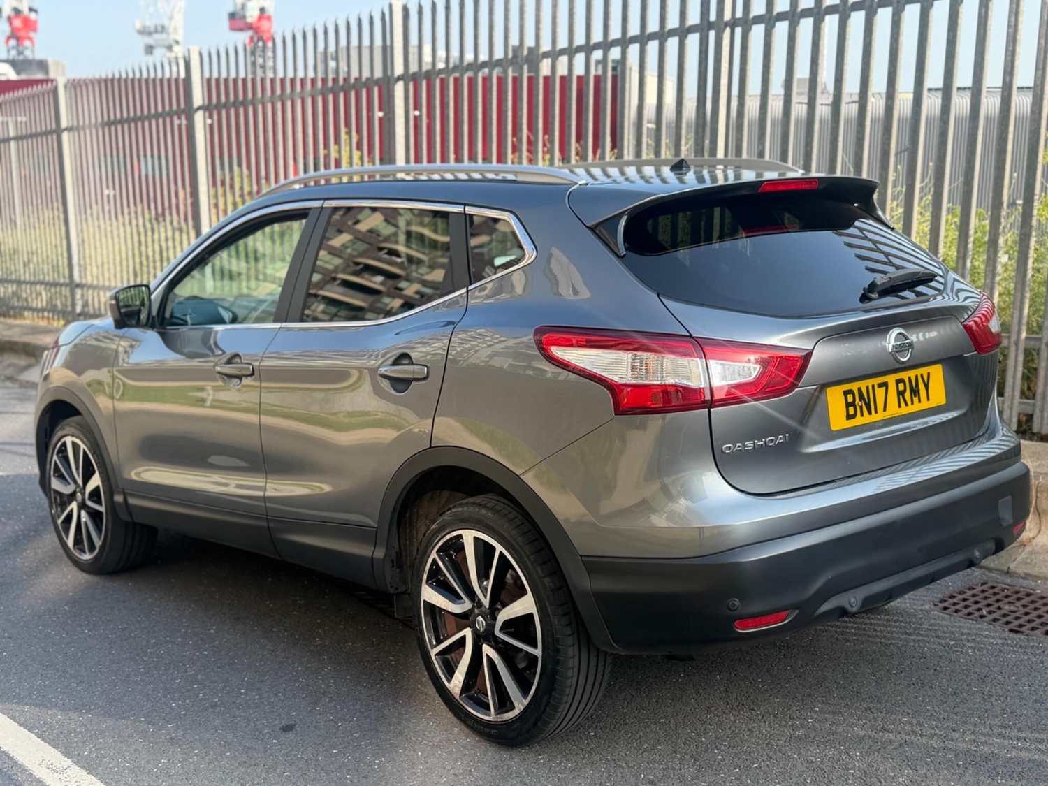 Nissan Qashqai 2017 - Cars in Brent